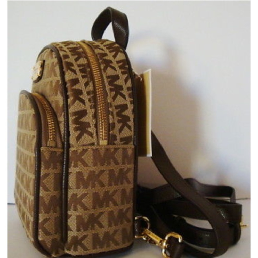 Michael Kors Mini Bookbag NWT - Picture 3 of 4